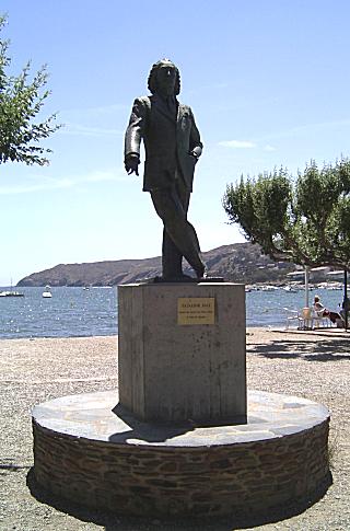 Statue von Salvador Dali in Cadaqus